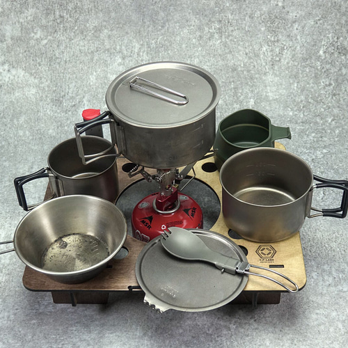 登山/ソロキャンプに軽量・コンパクトなUL-STOVE-TABLE(ウルトラ