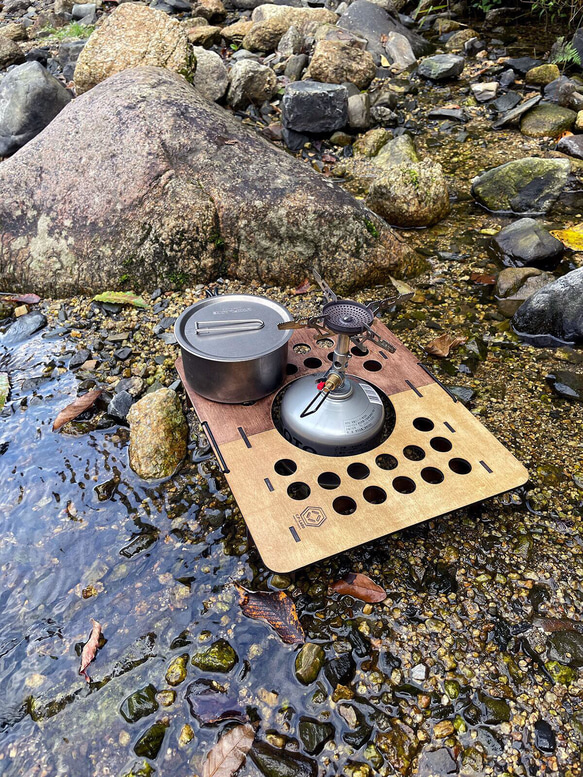 登山/ソロキャンプに軽量・コンパクトなUL-STOVE-TABLE(ウルトラライトストーブテーブル) 5枚目の画像