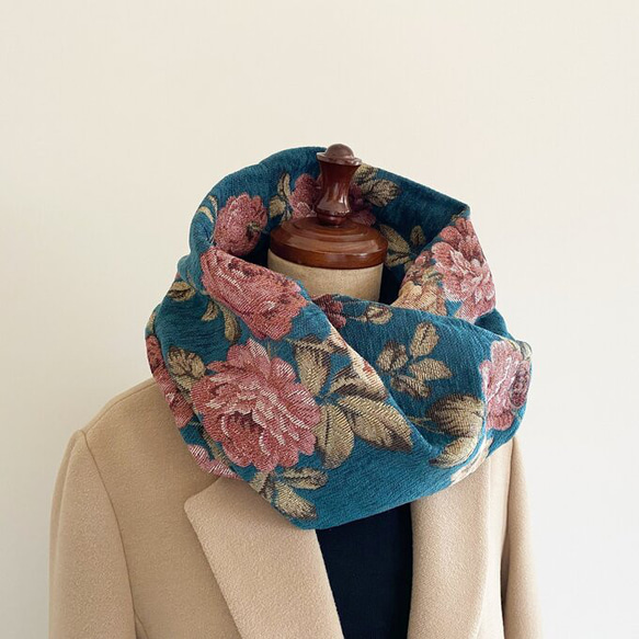 高品質哥白林編織圍巾，優雅，成人，玫瑰圖案，花卉圖案，花朵，藍色，藍色 第11張的照片
