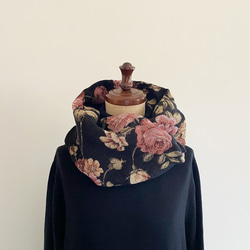 高品質戈布蘭編織圍巾，優雅，成人，玫瑰圖案，花卉圖案，花朵，黑色，黑色 第5張的照片