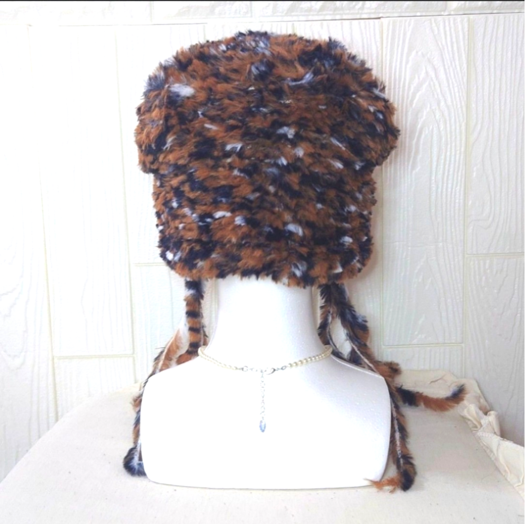 キャットヤーンで編んだふわふわ猫耳ニット帽〈ベンガル〉