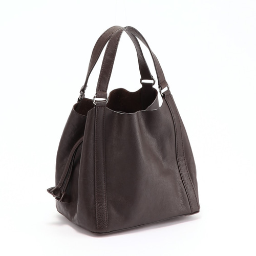 上質 本革　MahL+81 美品　巾着バッグ　ハンドバッグ MahL+81 BucketBag 本革 ハンドバッグ バケットバッグ 巾着型
