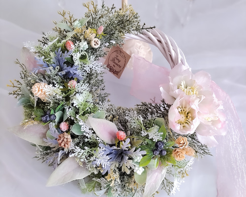 普段使いもOKのクレセントクリスマスリース(Φ約25cm／アーティ