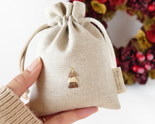 【リネン刺繍　ようこママページ】ボートポーチ 98513ece12d8e3e12663eb12b4c1d8