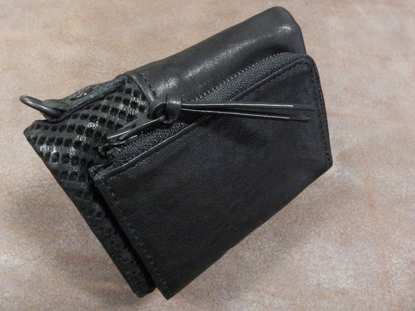 馬革３つ折れ財布　ワイルドホースレザーで作ったとても使い易い財布です。 2枚目の画像
