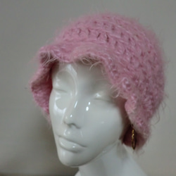 手編みの帽子とポシェットのセット　ピンク 3枚目の画像