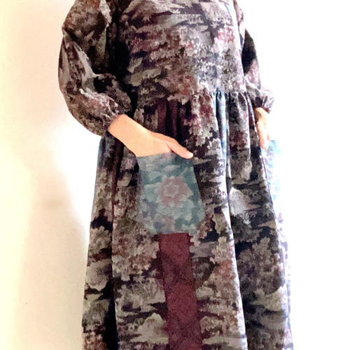 k-1☆大島紬☆パッチワークのワンピースエプロン エプロン ほうらいや