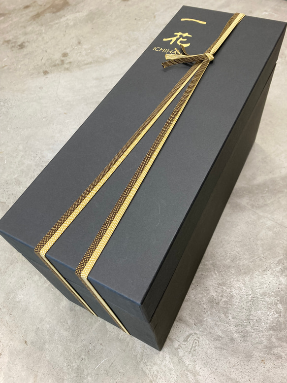 ジョウロ　一花　雪椿　(1.8L) 変色防止コーティング 雑貨・ステーショナリー その他雑貨 その他金属 L2184155553(16879円)