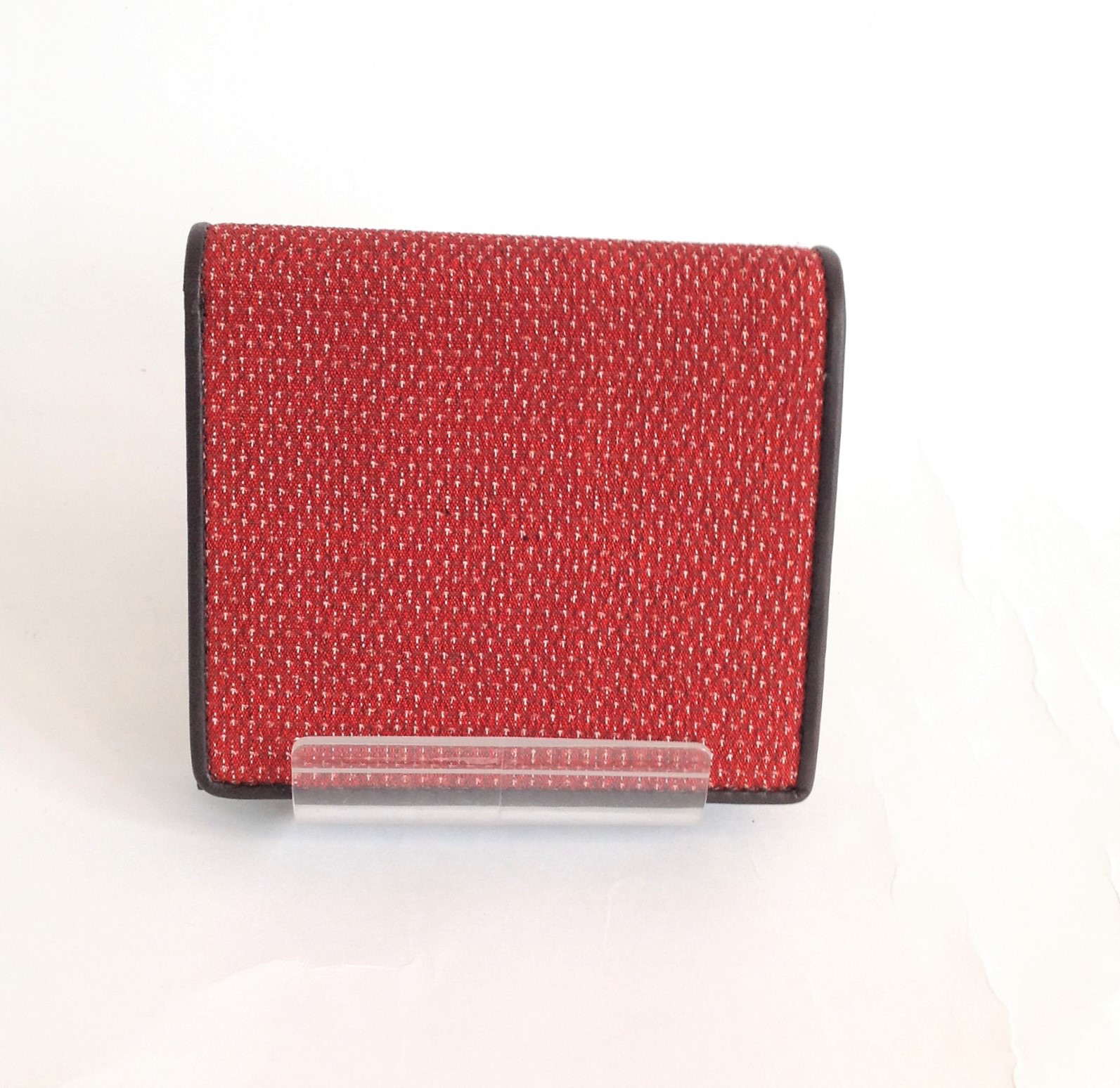 伝統織物のトップブランド塩沢織のボックス型札入れNo.6（蚊絣文様／錆朱地白目色２００処十字絣）