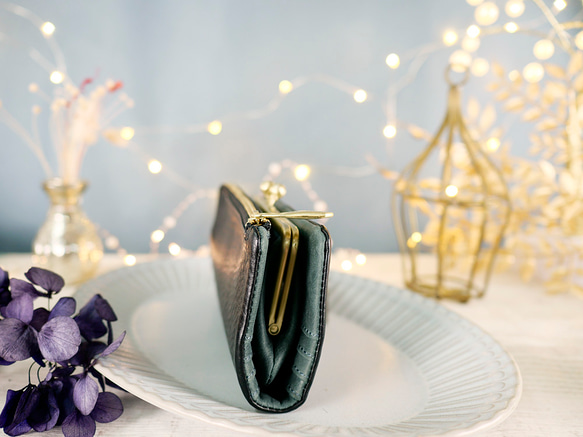 【訳ありSALE】ふっくら優しい大容量な長財布 上質レザーの魅力的なデザインと質感 《ブラック》CU220BK 3枚目の画像