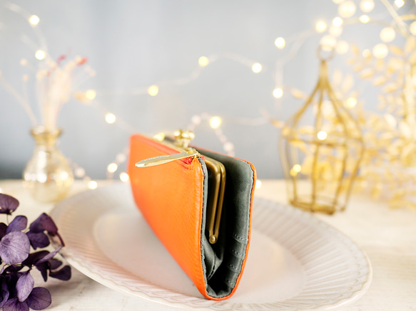 【訳ありSALE】ふっくら優しい大容量な長財布 上質レザーの魅力的なデザインと質感 《オレンジ》CU220OR 3枚目の画像