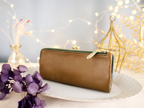 【訳ありSALE】ふっくら優しい大容量な長財布 上質レザーの魅力的なデザインと質感 《モスグリーン》CU220KH 2枚目の画像