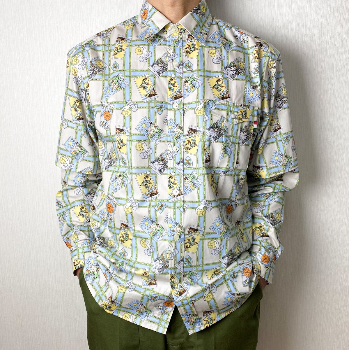 【日本製】印象的な柄が◎ タロットカード プリントシャツ 【コットン100％】【ユニセックス】