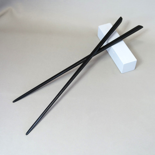 木彫りのかんざし（一本挿し）ネジネジタイプ　週末セール！！ お値下げ】540円→300円 かんざし パーツ 金具 ネジ式 一本挿し