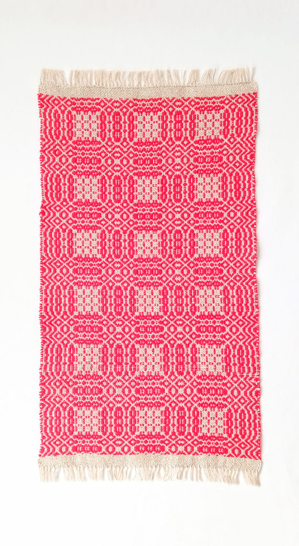 【北欧手織り】オーバーショット織りのテーブルクロス 6枚目の画像