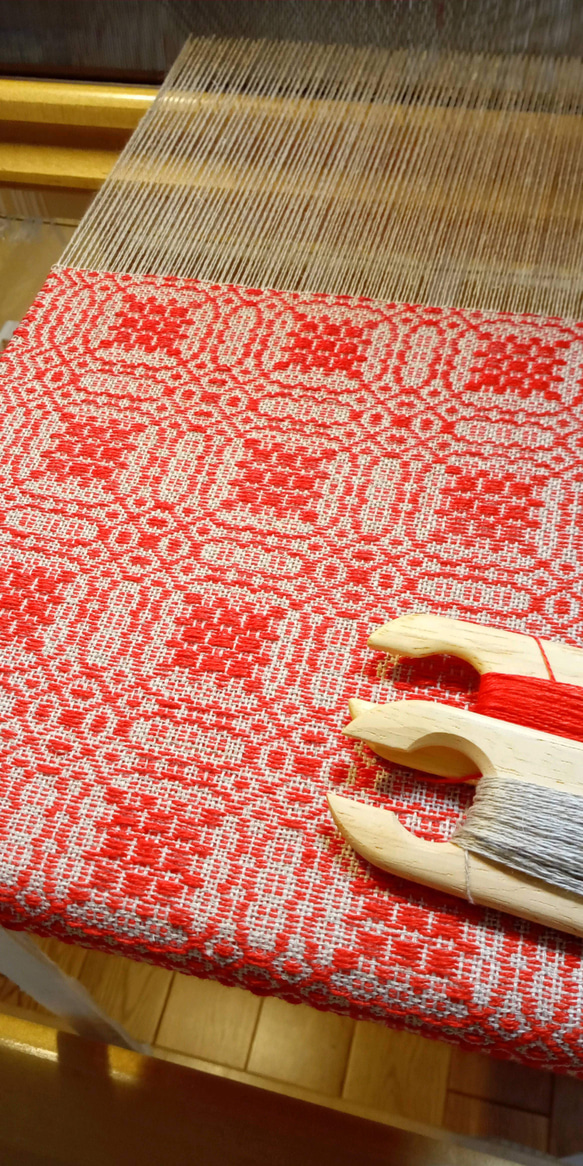 【北欧手織り】オーバーショット織りのテーブルクロス 8枚目の画像