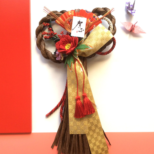 ○S8 椿と南天と葉牡丹でお正月飾り しめ縄・しめ飾り ビーズ大好き