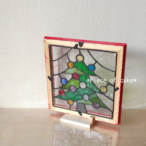 ステンドグラスのクリスマスツリーパネル＊レッドフレーム＊（SQ16-08