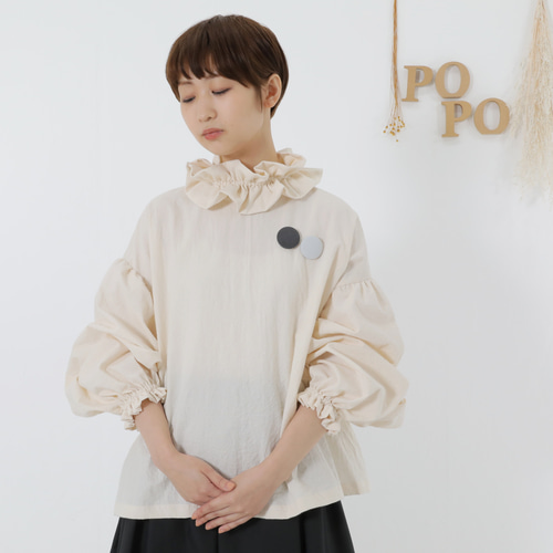ノーカラー袖口フリル バルーンスリーブブラウス しわ加工 ナチュラル