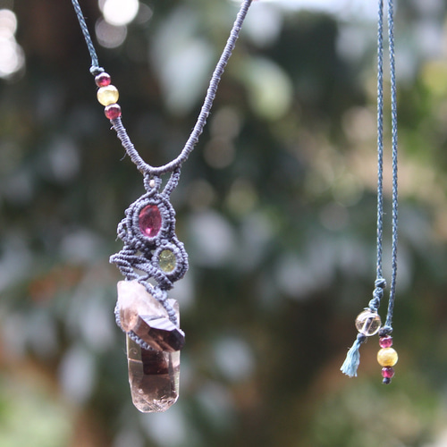 ガーネットマクラメネックレス fit=scale-down,w=1200