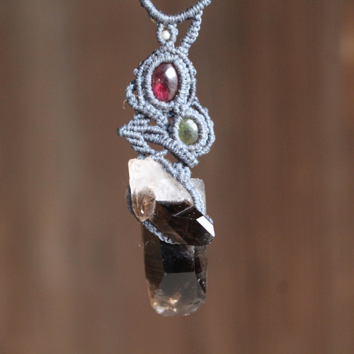 カンゴーム（黒水晶）ロードライトガーネット グリーントルマリン