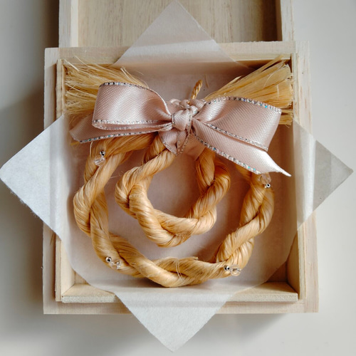 しめ縄ブレスレット木製ボックス付き