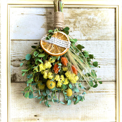 S オレンジとクラスペディアのナチュラルスワッグ ドライフラワー