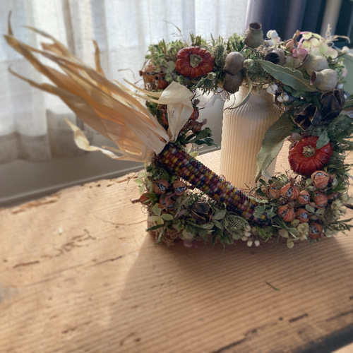 フレームリース グラスジェムコーンとレッドパンプキン リース mou