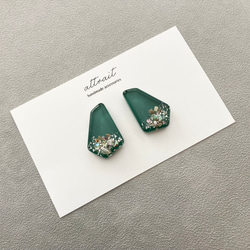 ひし型/シェルフレークレジンピアスorイヤリング/ピンク ピアス