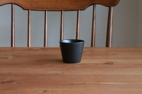 【お茶を飲む湯呑みとして、副菜用の小鉢として】山淳製陶所さんのつくる湯呑み・100cc 1枚目の画像