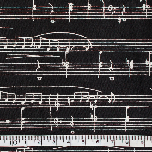 大きめカットクロス！シンプルで使いやすい！『 楽譜 60ローン生地 約110cm巾　ブラック地』～90㎝でカット済み～ 2枚目の画像