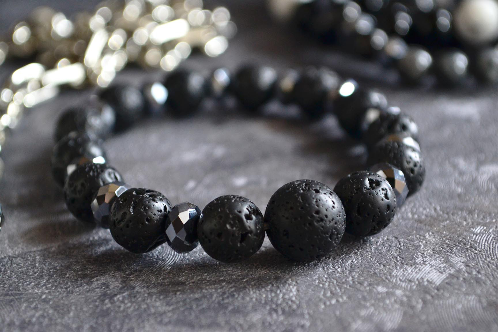 メンズ◆溶岩ブレスレット