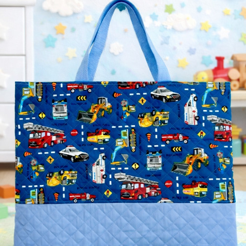 働く車のレッスンバッグ 男の子用 絵本バッグ 働く車 乗り物 入園
