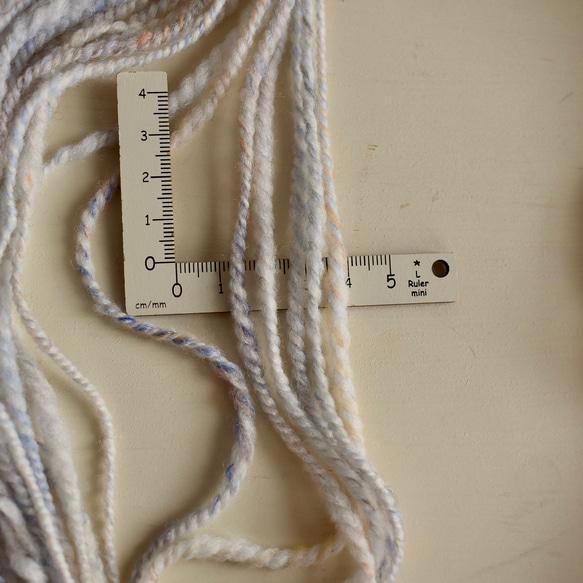 tenna + 手つむぎ毛糸  手紡ぎ糸 毛糸 メリノウール   約40g #1455 7枚目の画像