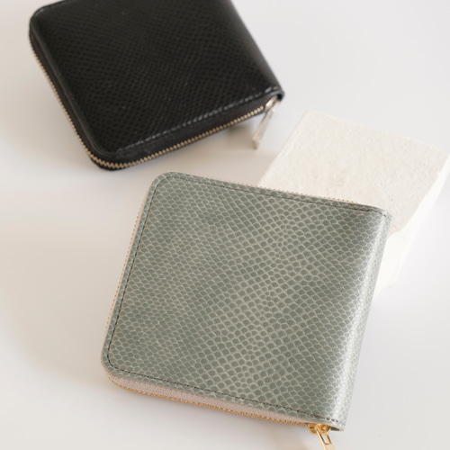 アップルレザーとリサイクルレザーで製作した二つ折り財布 lovsttokyo02.jpg.webp