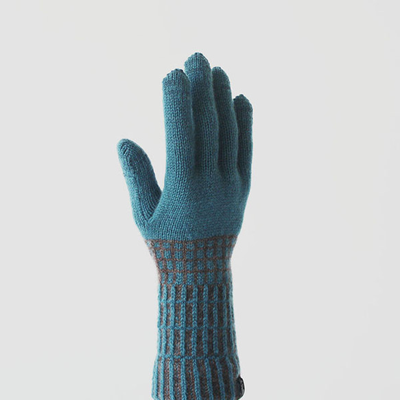 カシミヤ100：% PERCENT 手袋 （ブルー）ホールガーメント・スマホ対応・ギフトBOX（男女兼用フリーサイ 6枚目の画像