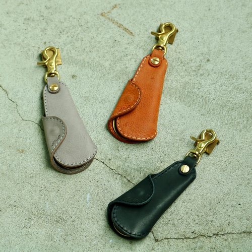 革と真鍮の靴べらⅡ 靴ベラ SKLO 通販 15094061｜Creema(クリーマ