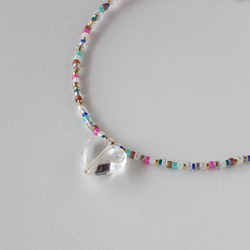 ハートとカラフルビーズでカジュアル可愛いビーズネックレス～heart colorful beads necklace～ 2枚目の画像