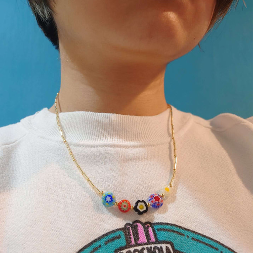 ミルフィオリが繊細で鮮やかな色彩のおしゃれで上品なビーズ