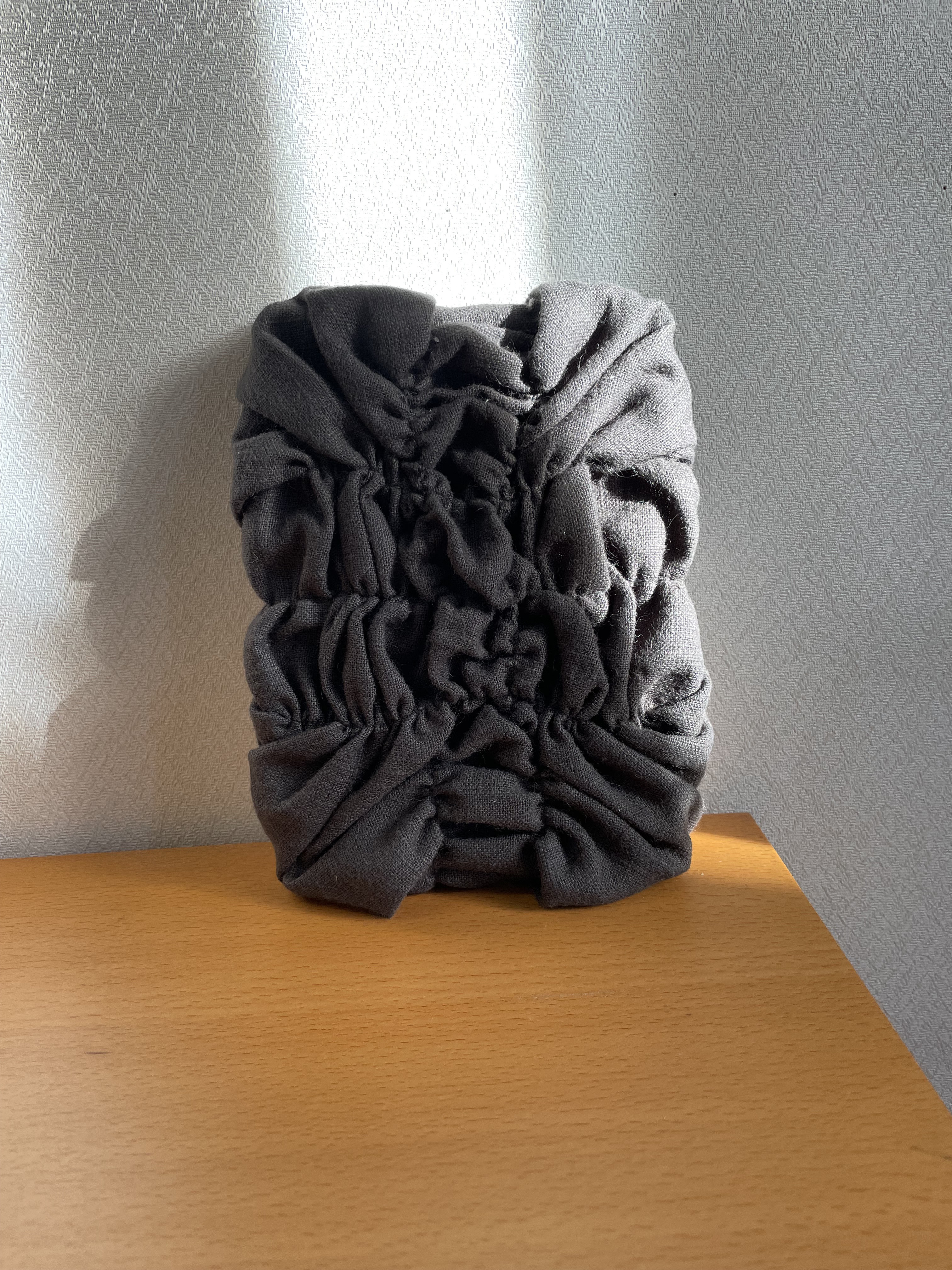 立体的ファブリックパネル　リネン　ダークグレー①