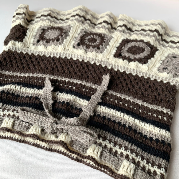 ウール100%   あったかニットスカート　ニット　スカート　かぎ針編み　モチーフ　編み物　編物　ニットスカート　 4枚目の画像
