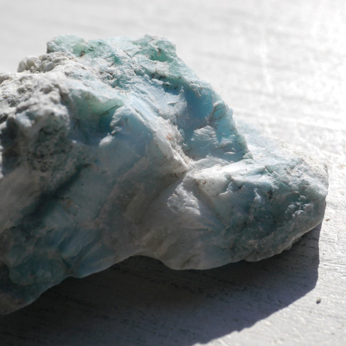 天然石ラリマー約56mm(ドミニカ共和国産)約45g 母岩付き原石ラフロック