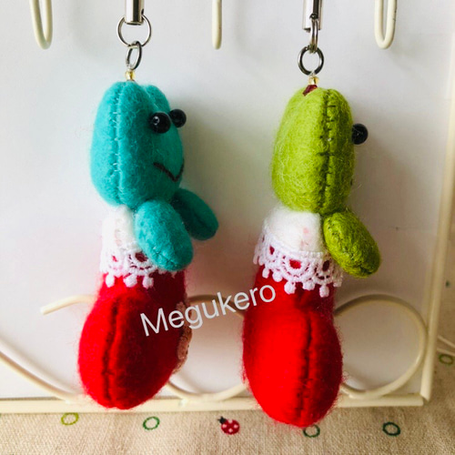 カエル X'mas ストラップ ①〜⑥ キーホルダー Megukero 通販 15095534