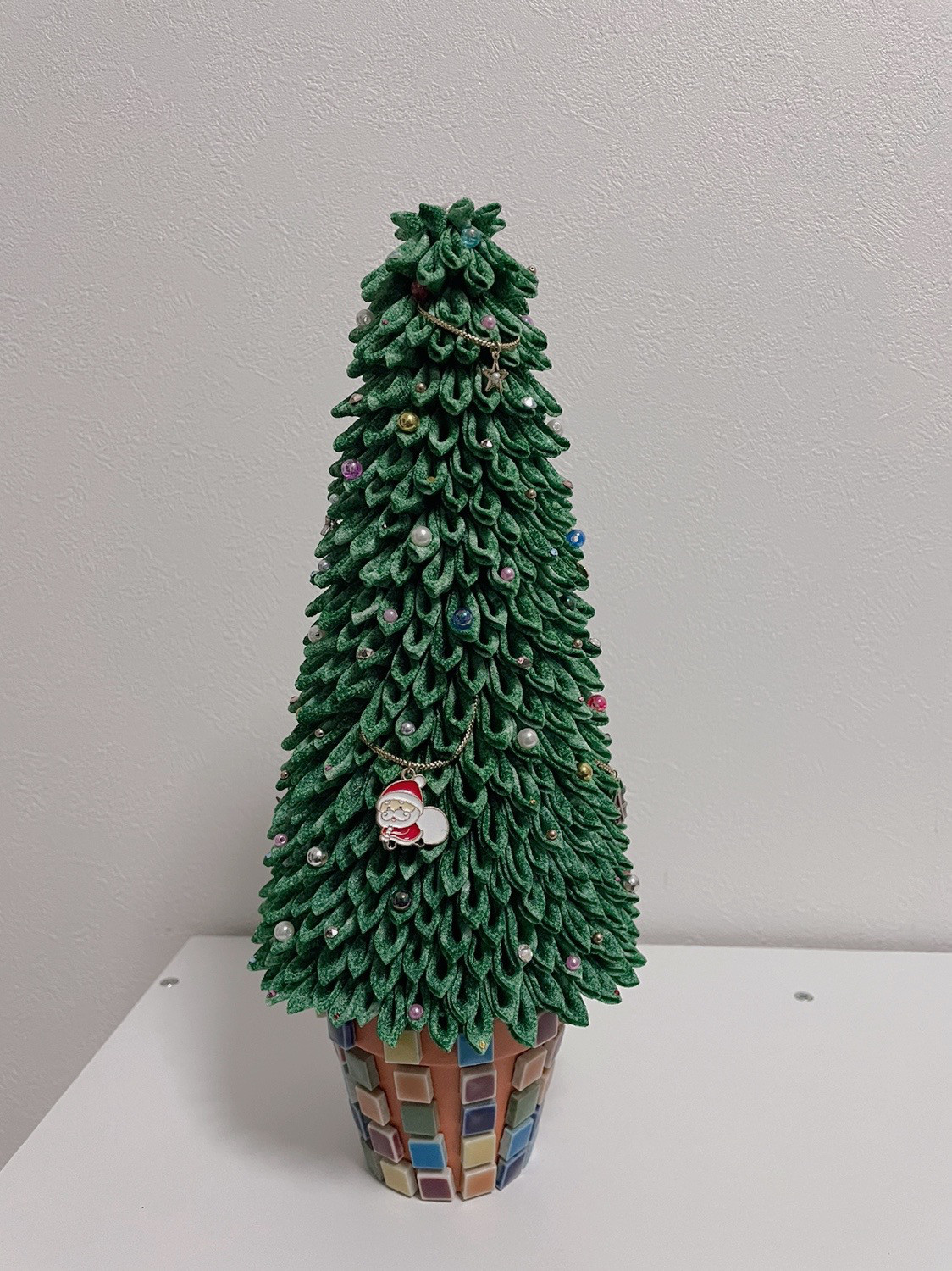 大きめクリスマスツリー☆つまみ細工