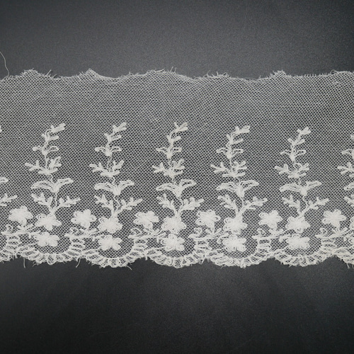 フランスアンティーク刺繍入りスカラップレース レース cherir 通販