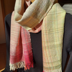 手織り　ウールとシルクのやさしいマフラー　作品2235 2枚目の画像