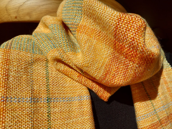 手織り　ウールとシルクのやさしいマフラー　作品2236 3枚目の画像