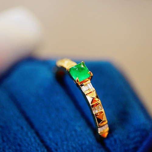 愛の成就」K18 天然エメラルド ダイヤモンド 春 並び無い 高貴 5月