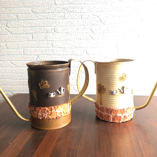 リメイク缶ミニじょうろ 水やりを楽しく「カフェ・ホワイト」真鍮  