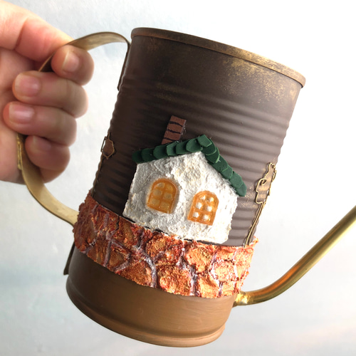 リメイク缶ミニじょうろ 水やりを楽しく「カフェ・ホワイト」真鍮